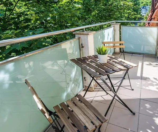 Avis - Blue 14 * Sopot